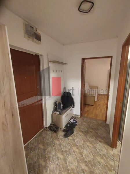 Lacul Tei, Parcul Circului, prima inchiriere, apartament decomandat 3 camere.