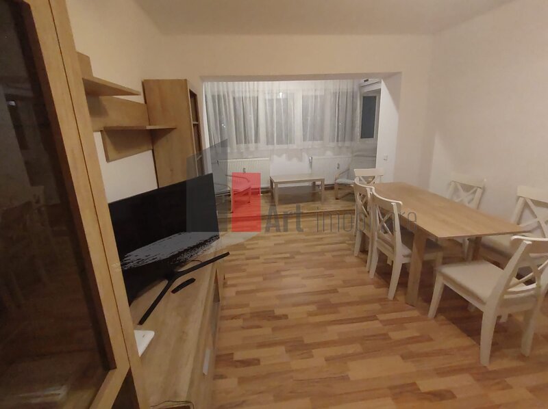 Lacul Tei, Parcul Circului, prima inchiriere, apartament decomandat 3 camere.