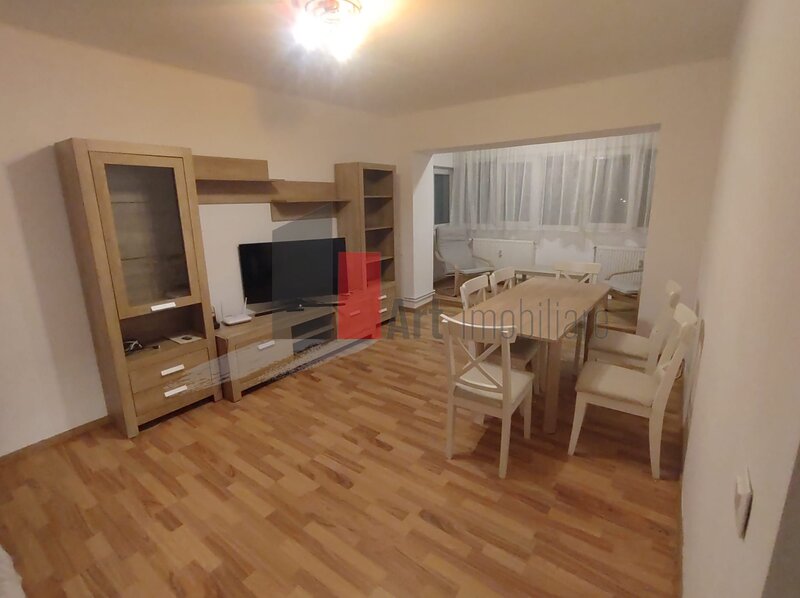 Lacul Tei, Parcul Circului, prima inchiriere, apartament decomandat 3 camere.