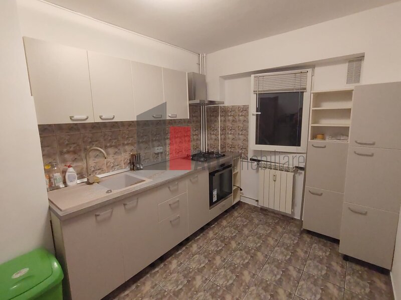 Lacul Tei, Parcul Circului, prima inchiriere, apartament decomandat 3 camere.